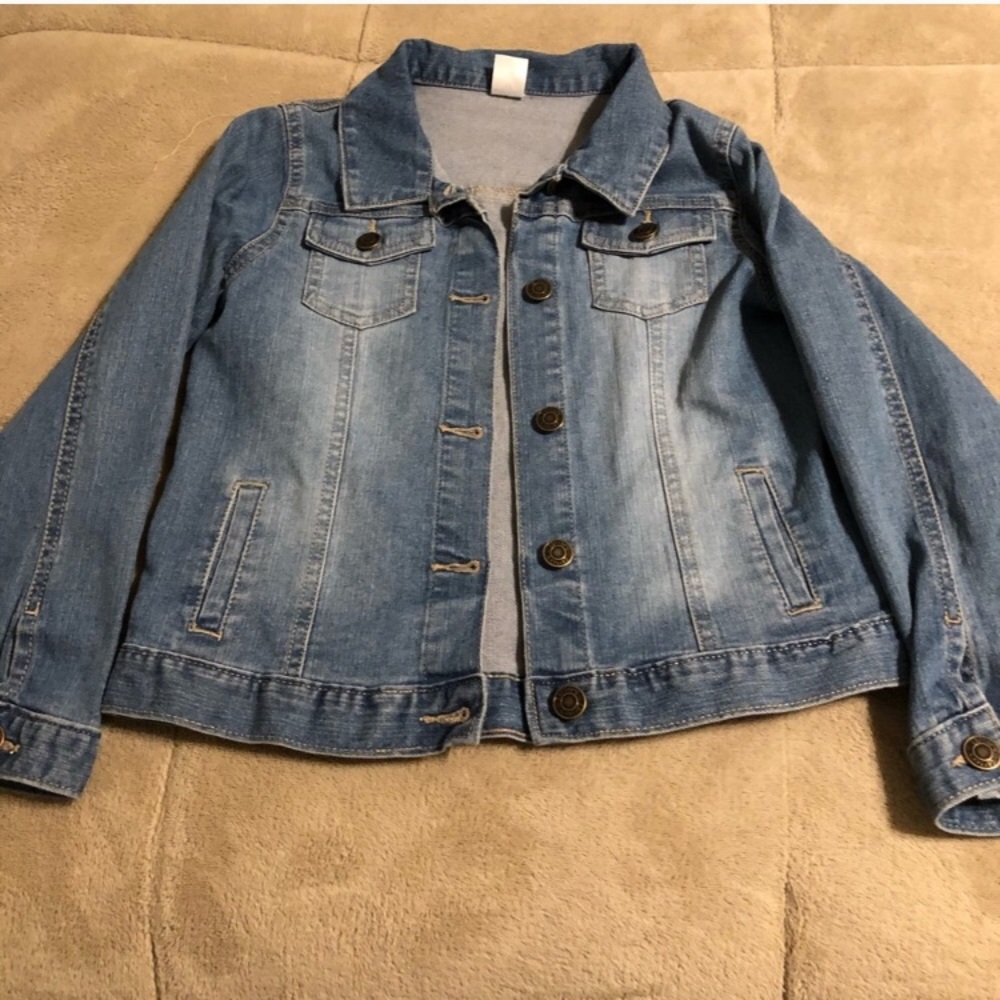 Carter’s denim jacket 🧥